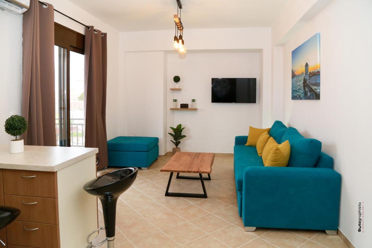 Zandre Shiny Apartment Nea Poteidaia Exterior photo